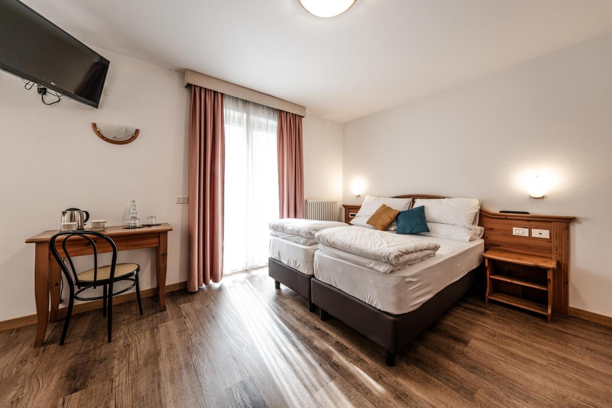 קומזדורה Hotel La Noria מראה חיצוני תמונה
