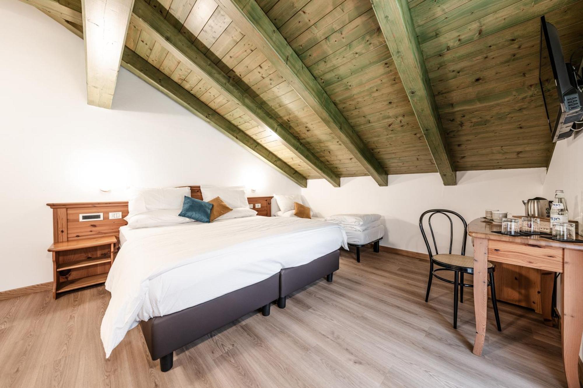 קומזדורה Hotel La Noria מראה חיצוני תמונה